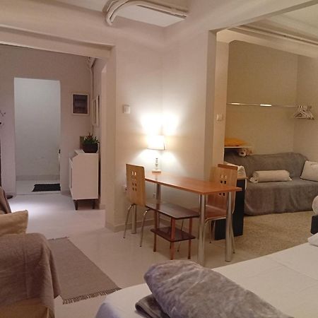 Filopappou Decent Apartment Athen Eksteriør bilde
