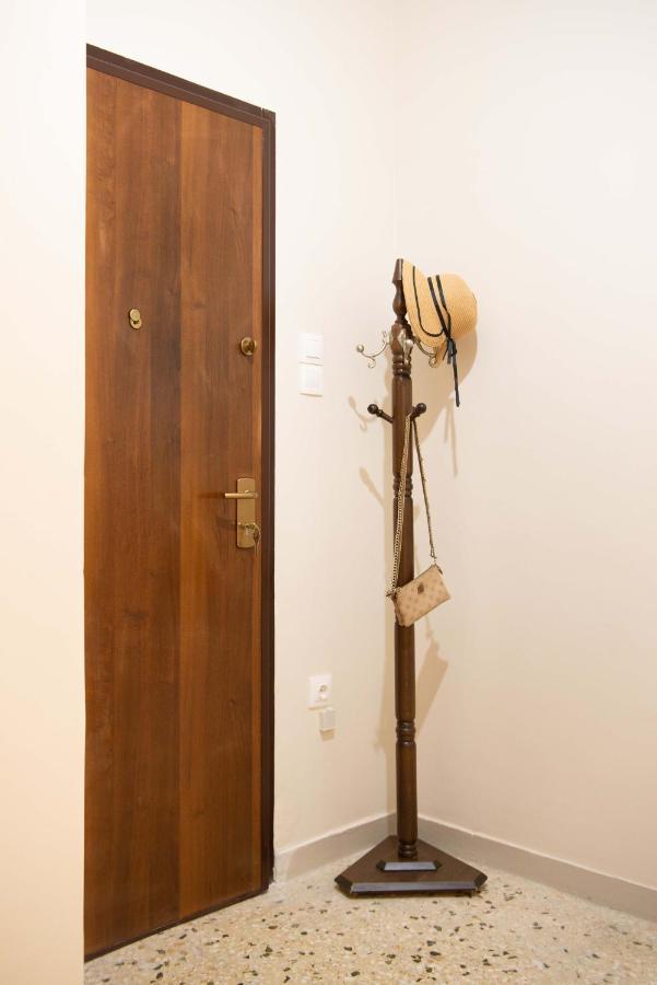 Filopappou Decent Apartment Athen Eksteriør bilde