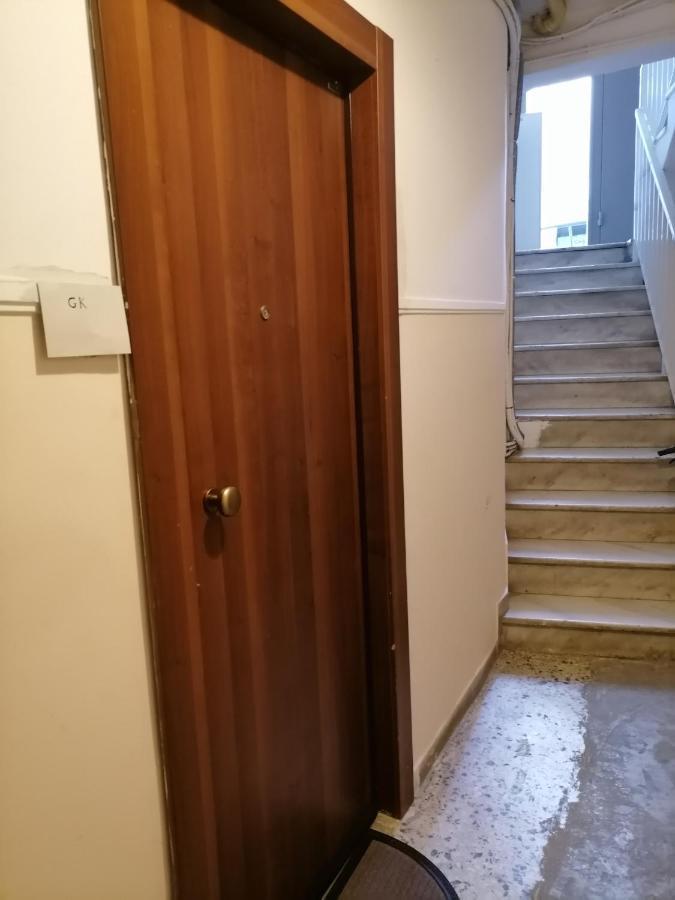 Filopappou Decent Apartment Athen Eksteriør bilde