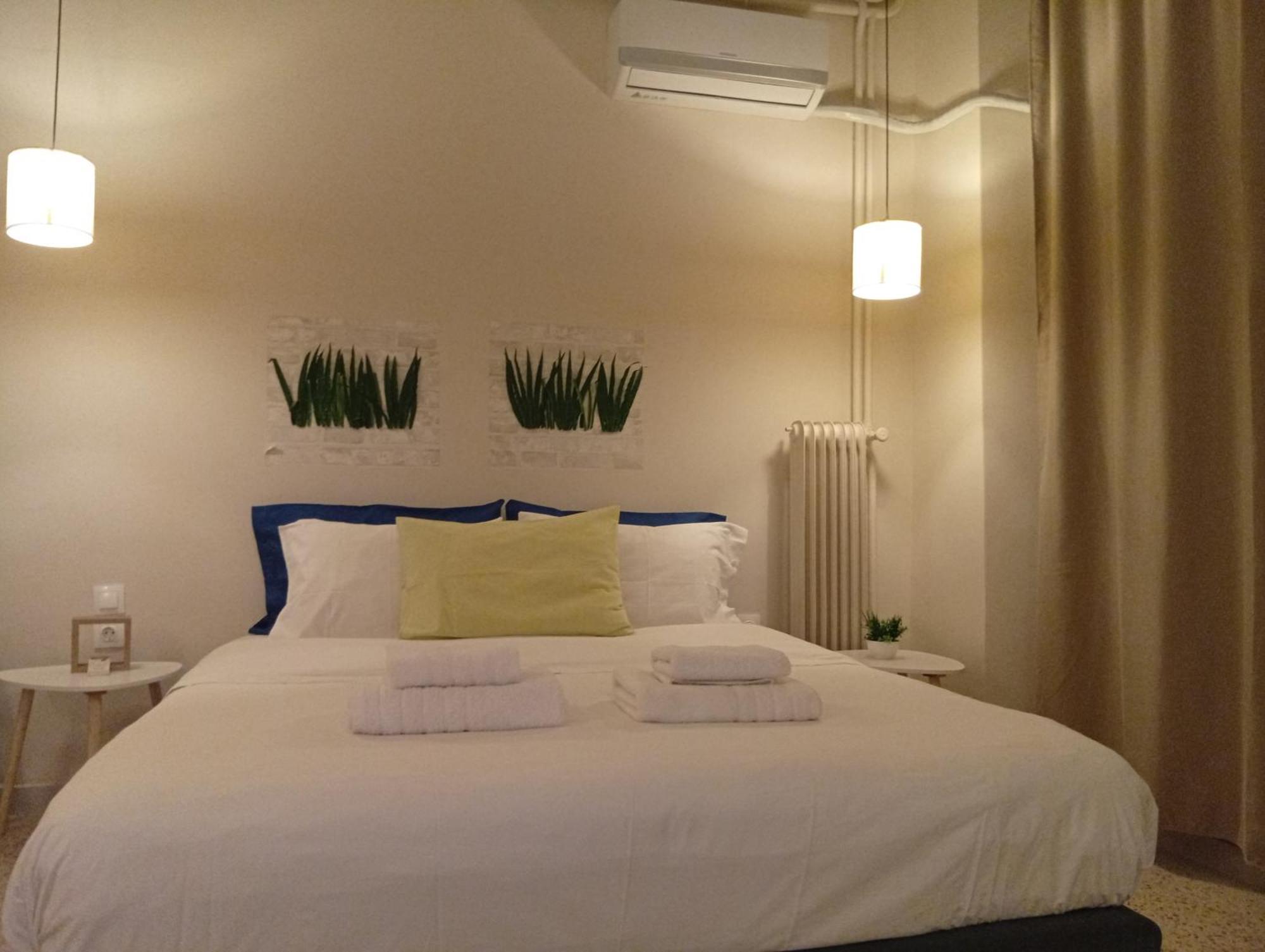 Filopappou Decent Apartment Athen Eksteriør bilde